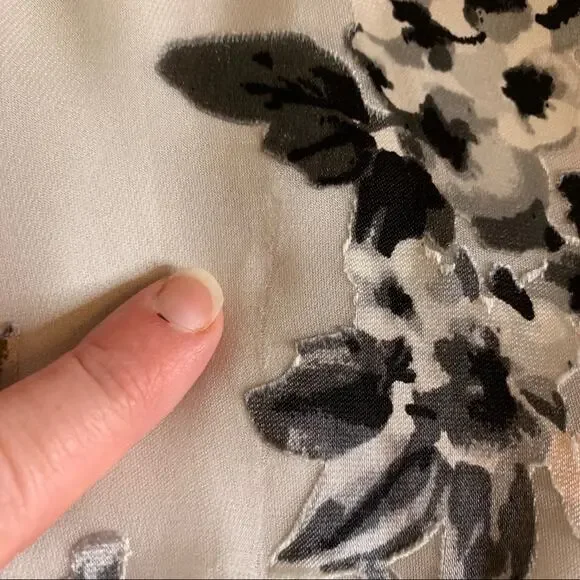 WHBM white pink floral burnout sheer top XXS NWT - Picture 10 of 14